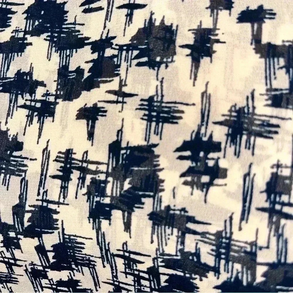 Banana Republic sleeveless abstract print zip back layered top, tank, shirt - Picture 8 of 12